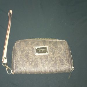 Michael Kors wallet/wristlet Signature Brown/khaki